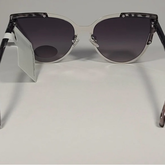 Fossil Women's Grey and Silver Sunglasses - Picture 6 of 9